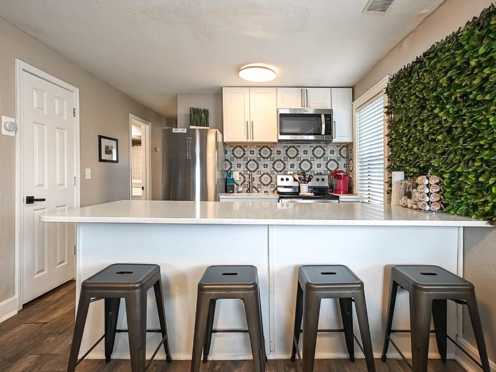 Vila Heart Of Westport 1Br Kansas City Exteriér fotografie